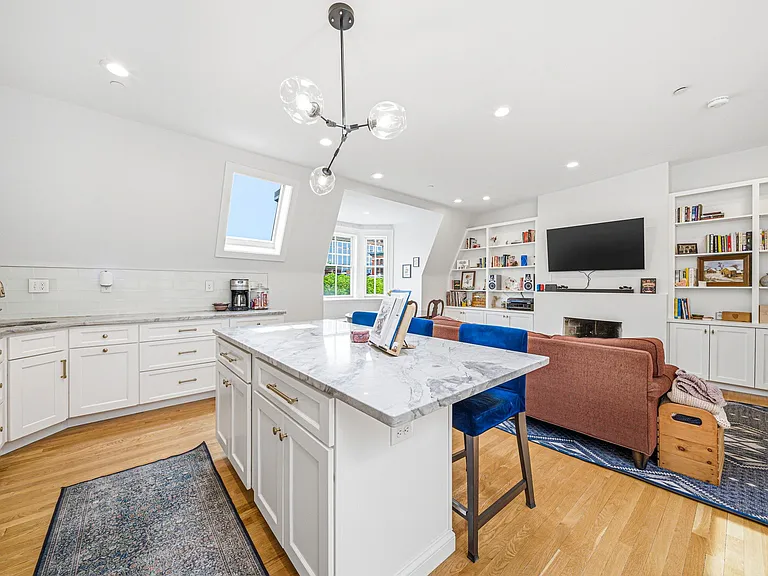 25 Worcester Sq #5 — Photo 3