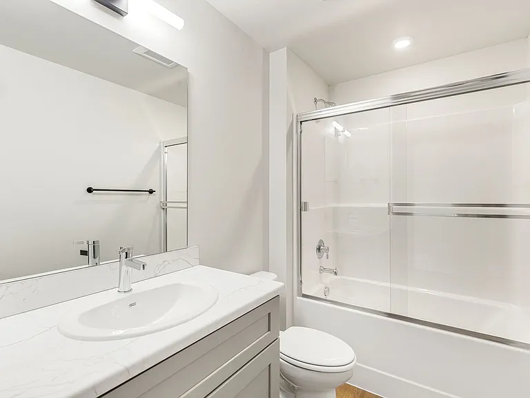 172 Brewers Blvd — Photo 20