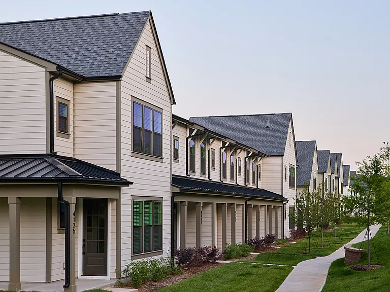 HARMON Jefferson Village by Crescent Communities — Photo 44