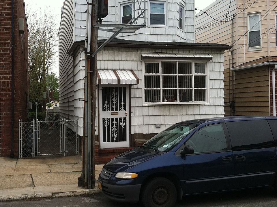 2nd image of 7011 Juniper Valley Rd