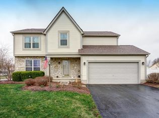5643 Forest Glen Dr, Grove City, OH 43123