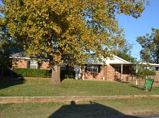 721 S Jeff St, Apache, OK 73006