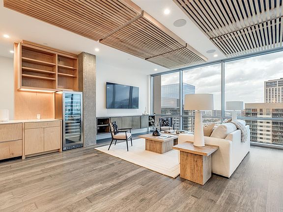 4th image of 2200 Victory Ave APT 2107
