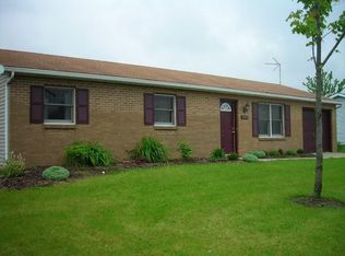 515 Meadows Ln, Waterloo, IN 46793