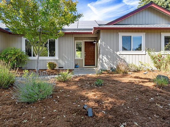 4th image of 2659 Knolls Drive