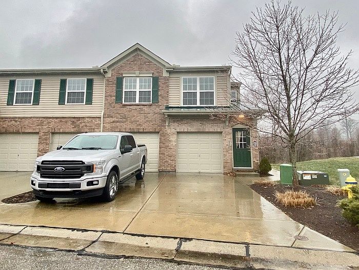 1st image of 2325 Twelve Oaks Dr