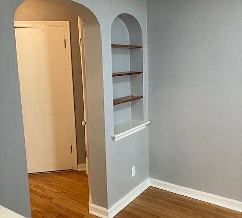 3rd image of 6203 Eichelberger St #1