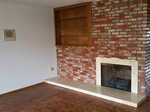 4th image of 7356 Jackson Dr