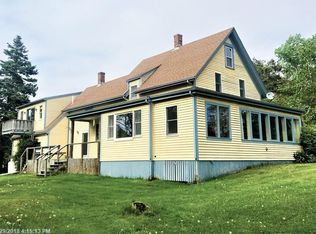 28 Lakeview Rd, Boothbay Harbor, ME 04538