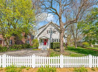 1549 Green Bay Rd, Highland Park, IL 60035