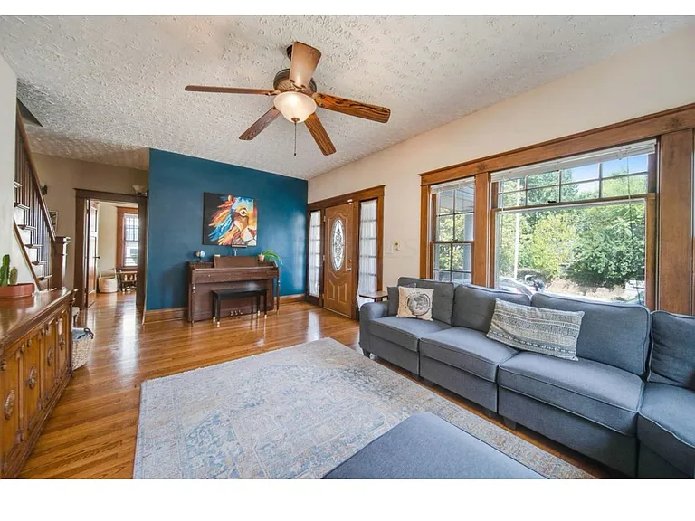 299 E Woodrow Ave — Photo 20