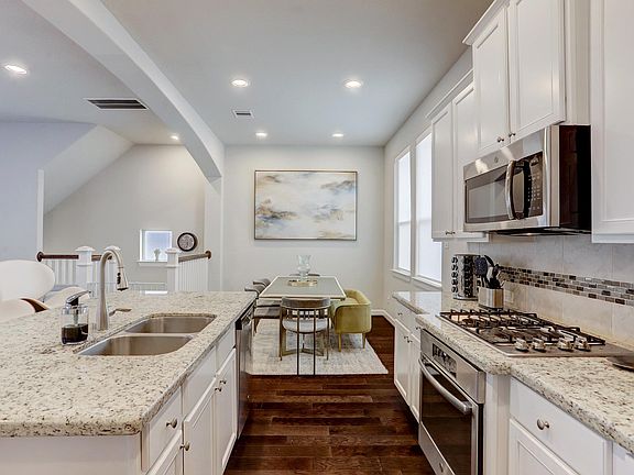4th image of 9620 Cambridge Manor Ln