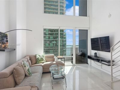 60 SW 13th St APT 3008, Miami, FL, 33130