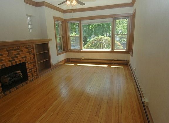 3rd image of 2558 W Pensacola Ave #1