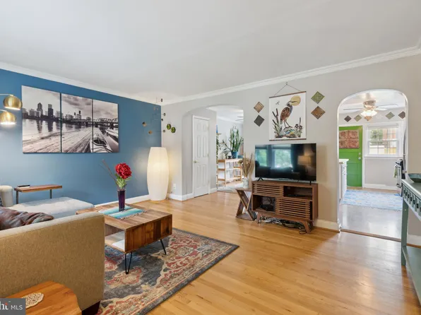 921 E Lake Ave, Baltimore, MD 21212