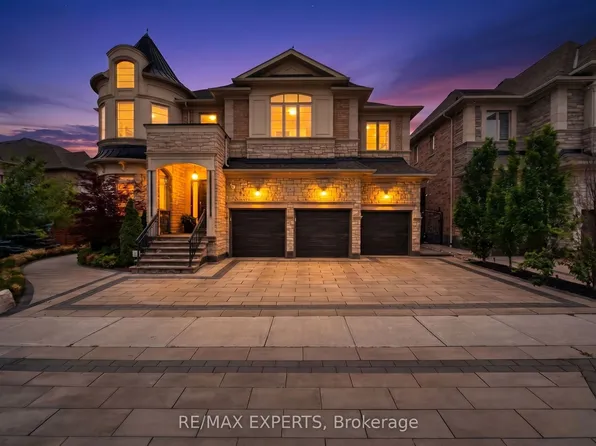 9 Glen Abbey Trl, Vaughan, ON L4H 4K4