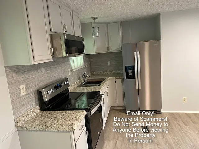 2 bed, 900 sqft, $1,210 — Photo 3