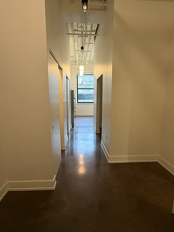1 bed, 1.0 bath, 552 sqft, $2,245 — Photo 1