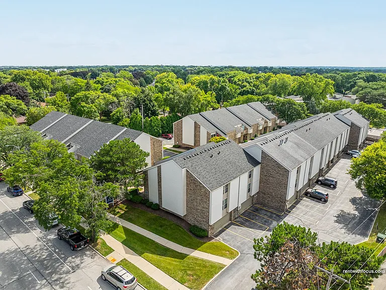 Apple Ridge Townhomes - 8827 — Photo 34