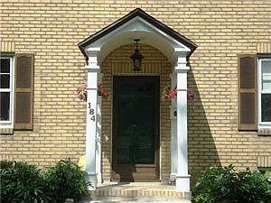 3rd image of 184 Windermere Blvd