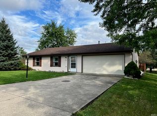 8816 Newberry Dr, Fort Wayne, IN