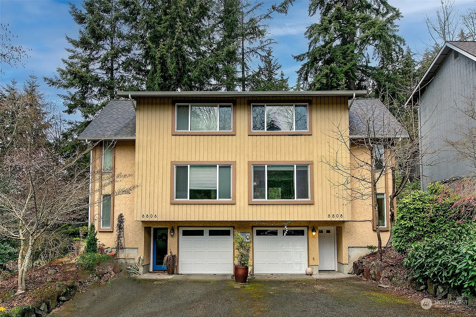 8808 Shell Place #100R photo 1