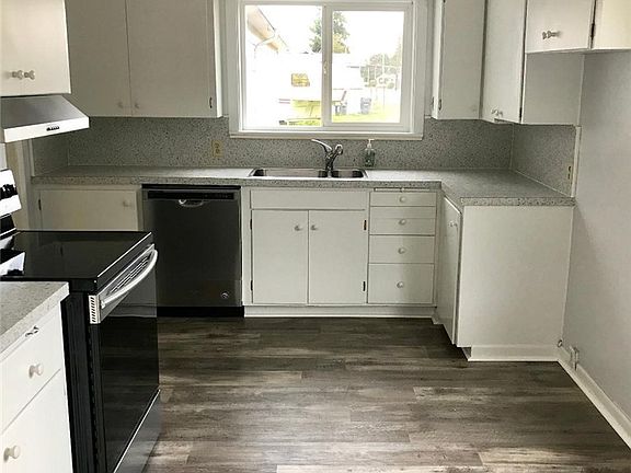 2nd image of 102 Eklund Ave