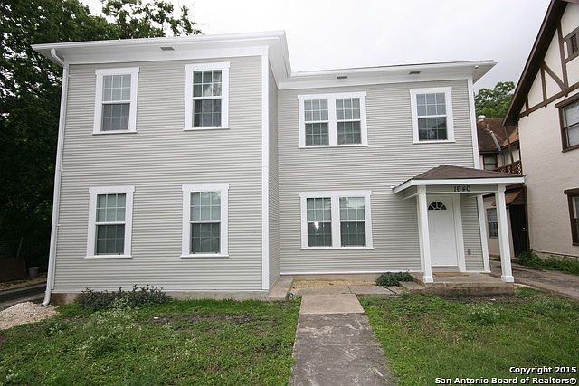 1st image of 1642 W Mistletoe Ave