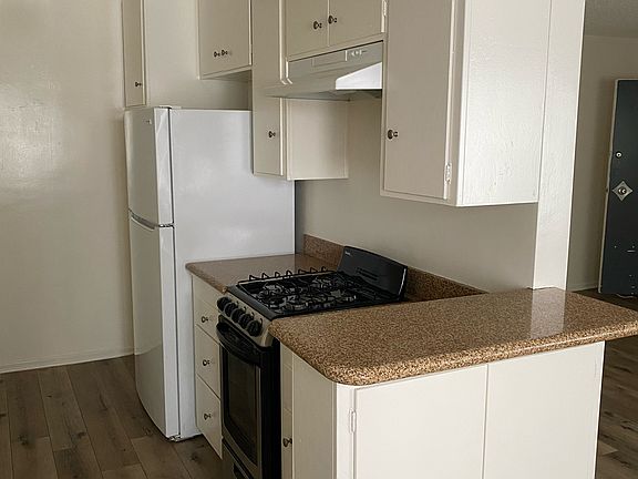 4th image of 1248 11th St APT H