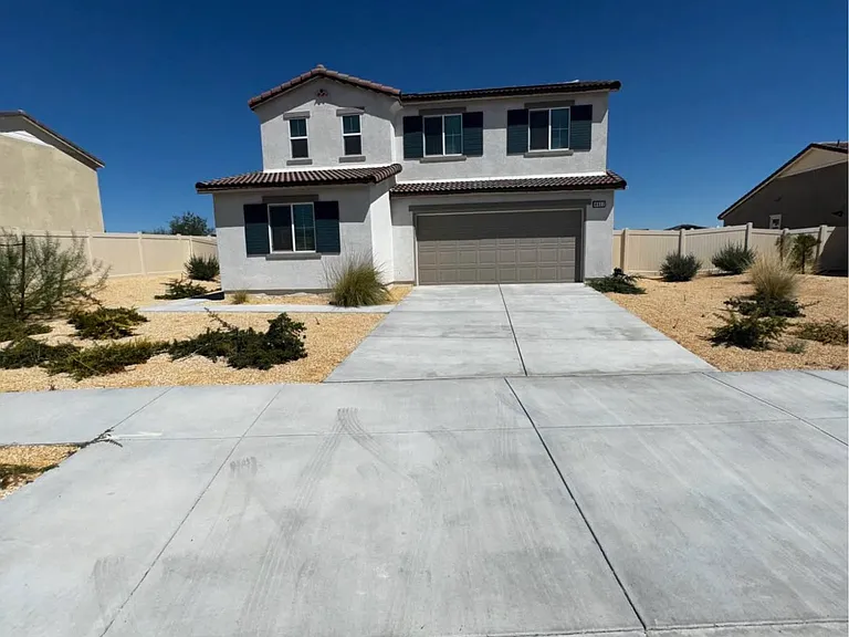 4417 W Avenue J4 — Photo 3