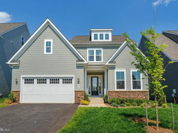 950 Warlander Dr SW, Leesburg, VA 20175