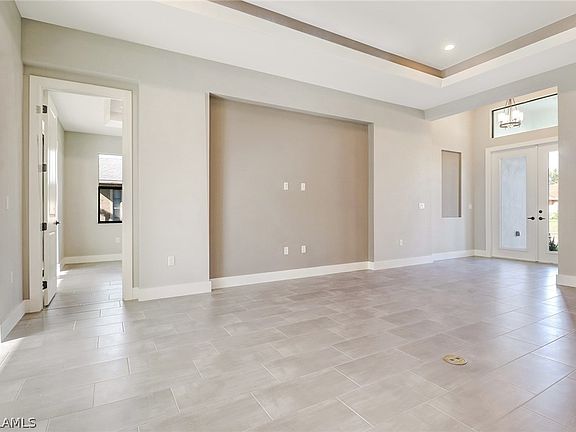 4th image of 3018 SW 11th Court Cpe