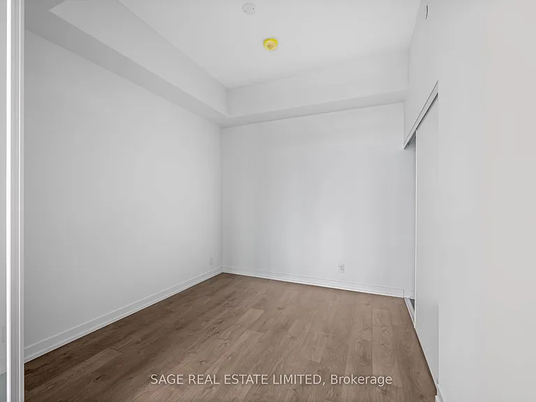 270 Dufferin St #1122 — Photo 14