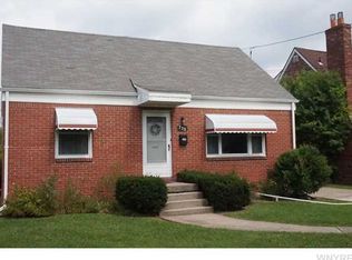 732 Longmeadow Rd, Amherst, NY 14226