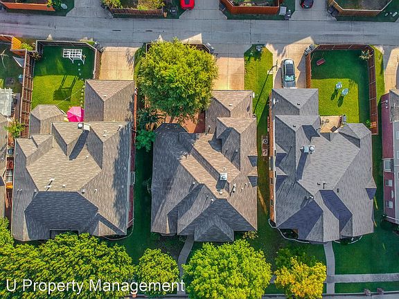 3rd image of 819 Soapberry Dr
