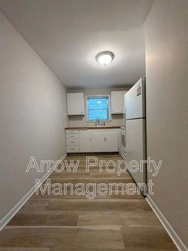 1 bed, 1.0 bath, 593 sqft, $675 — Photo 2