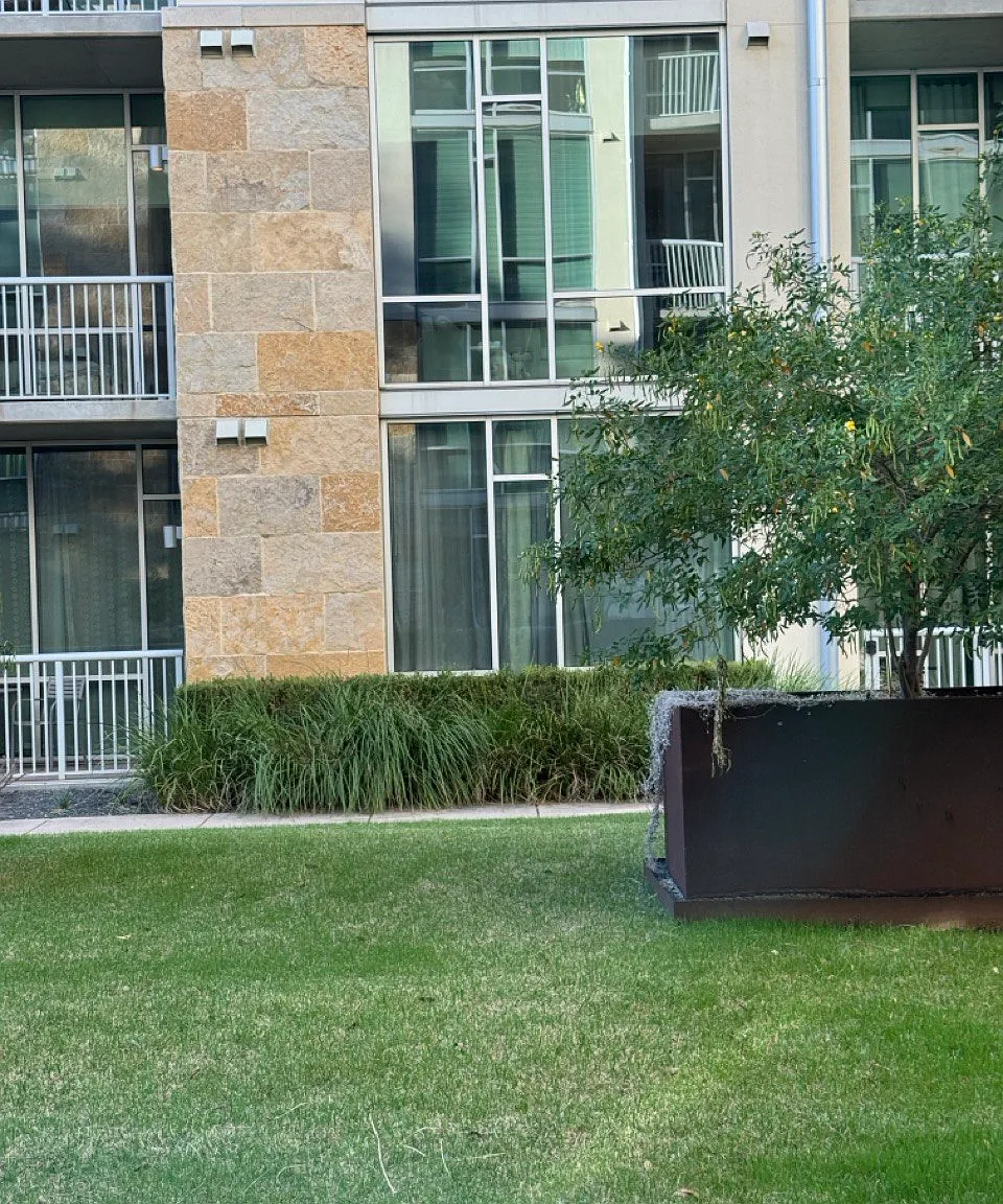 1 bed, 681 sqft, $2,300 — Photo 4