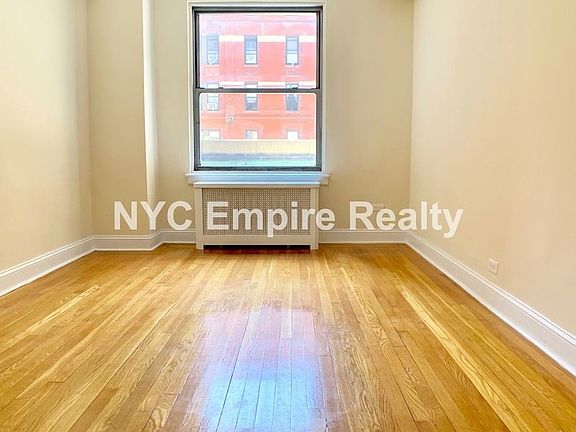 4th image of 301 E 38th St APT 4C
