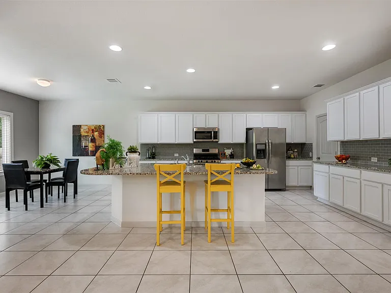 1116 La Conterra Blvd — Photo 17