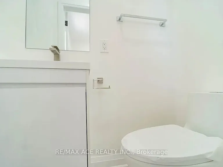 288 Celina St — Photo 10