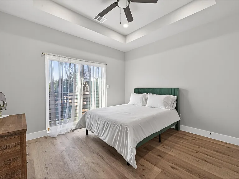4115 Yale St — Photo 30