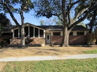 2018 Willow Wisp Dr, Seabrook, TX 77586