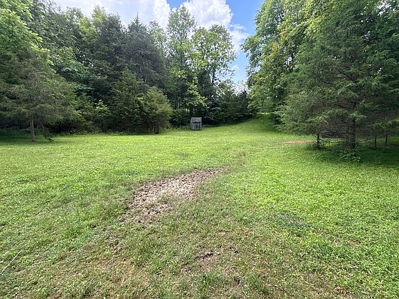 50th image of 131 Gibson Hollow Rd