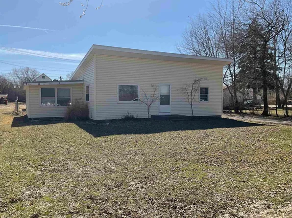 3011 Fairoak Dr, Fort Wayne, IN 46809