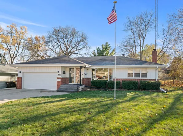 3307 Greenwood Ave, Rockford, IL 61107