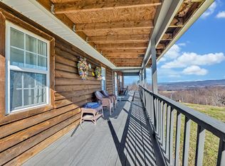 795 Woody Rd, Byrdstown, TN 38549