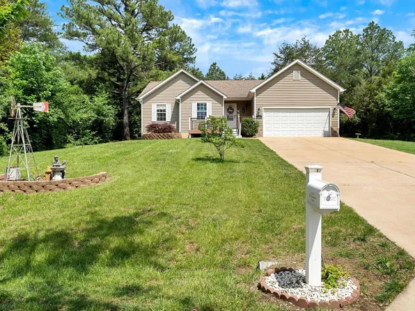 3626 Evergreen Dr, Catawissa, MO 63015