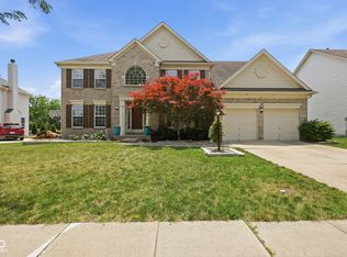5729 Fairbourne Ct, Carmel, IN 46033