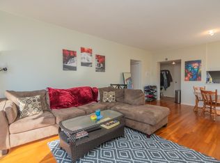 231 Coolidge Ave APT 402, Watertown, MA 02472