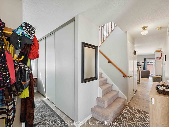 4th image of 1278 Gregory Ct